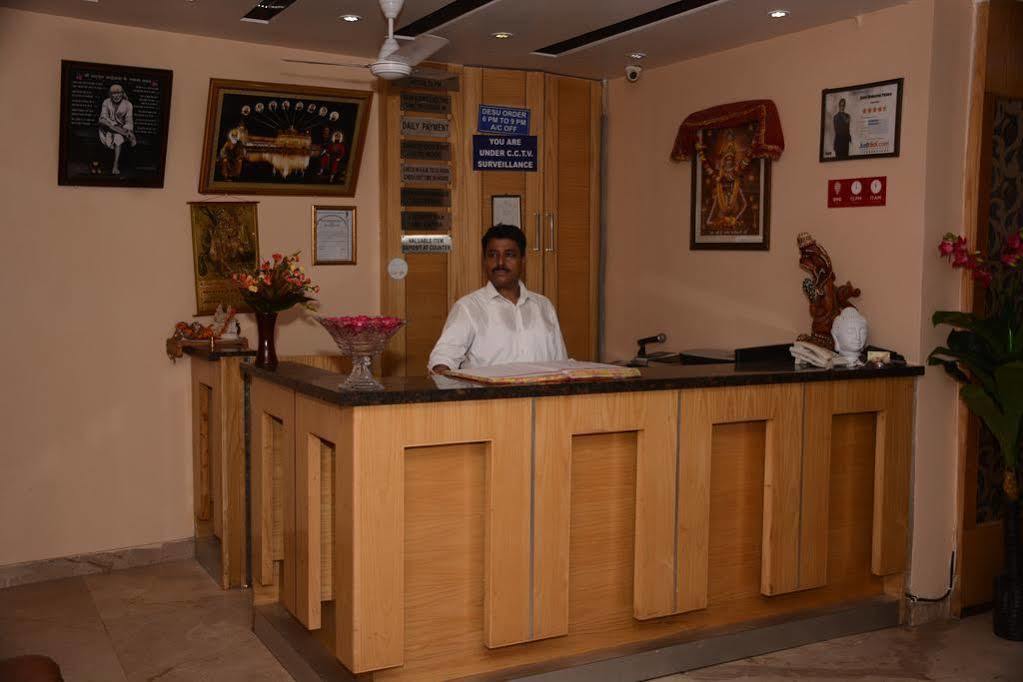 Oyo 6096 Hotel Maharani Palace Нью-Делі Екстер'єр фото